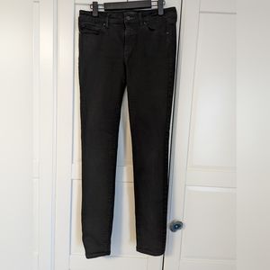 Uniqlo Black Skinny Jeans - Sz 28